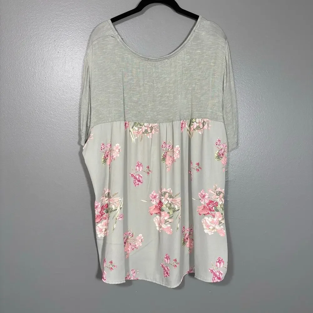 Rewind Gray Floral Boho Top Mixed Media V-Neck Braided - Women's Plus Size 3X